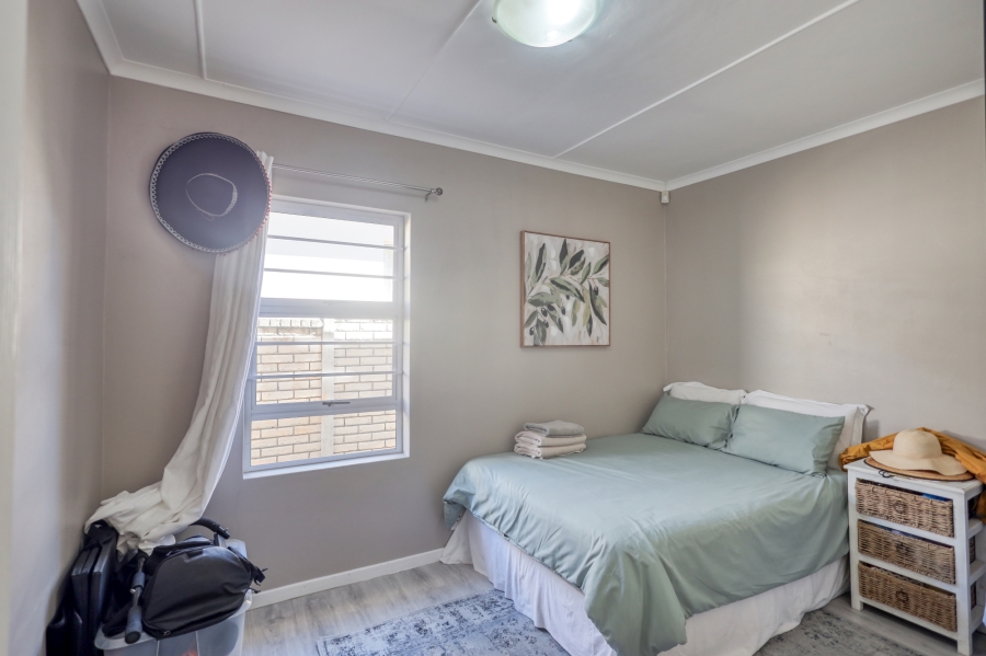 To Let 3 Bedroom Property for Rent in Beacon Bay Eastern Cape